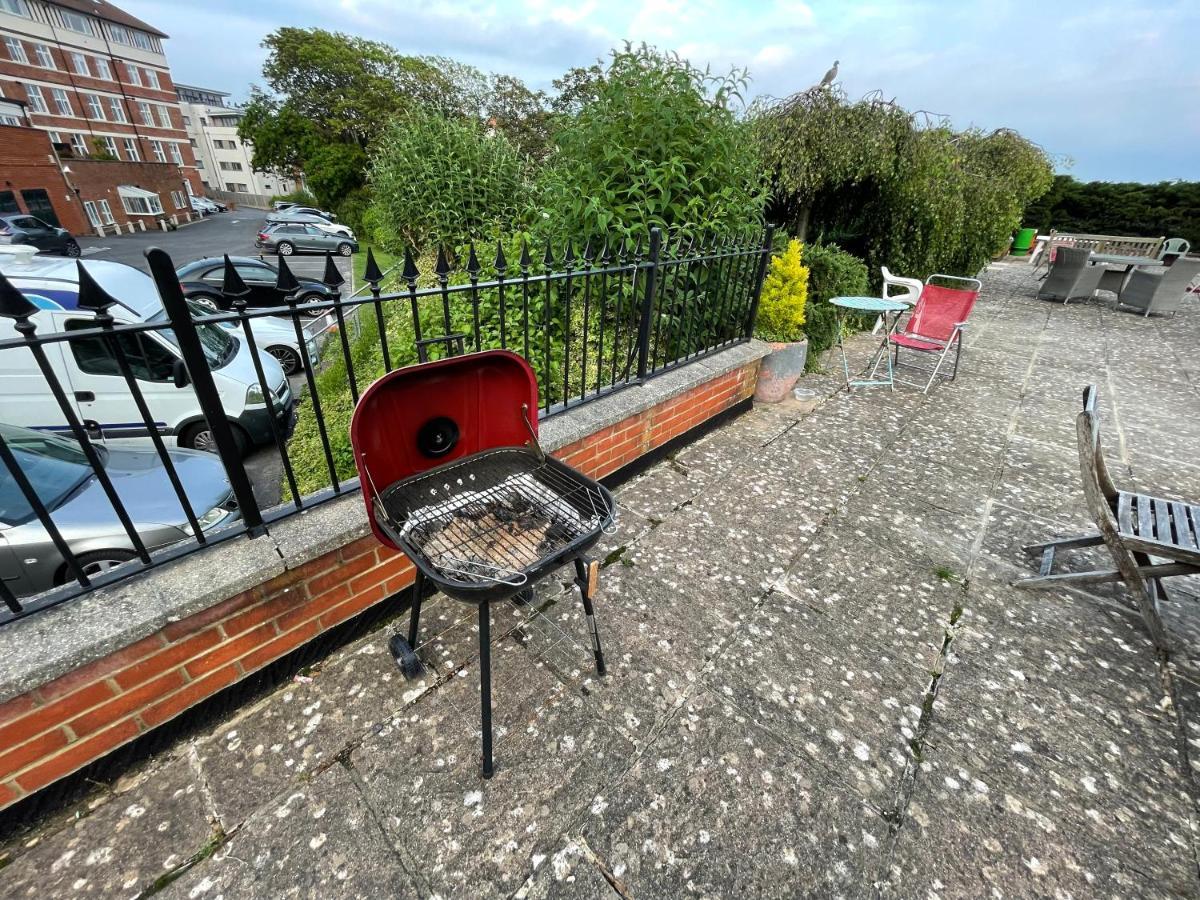 Modern Family Apartment Free Parking And Gym By Beach Bournemouth Exterior photo